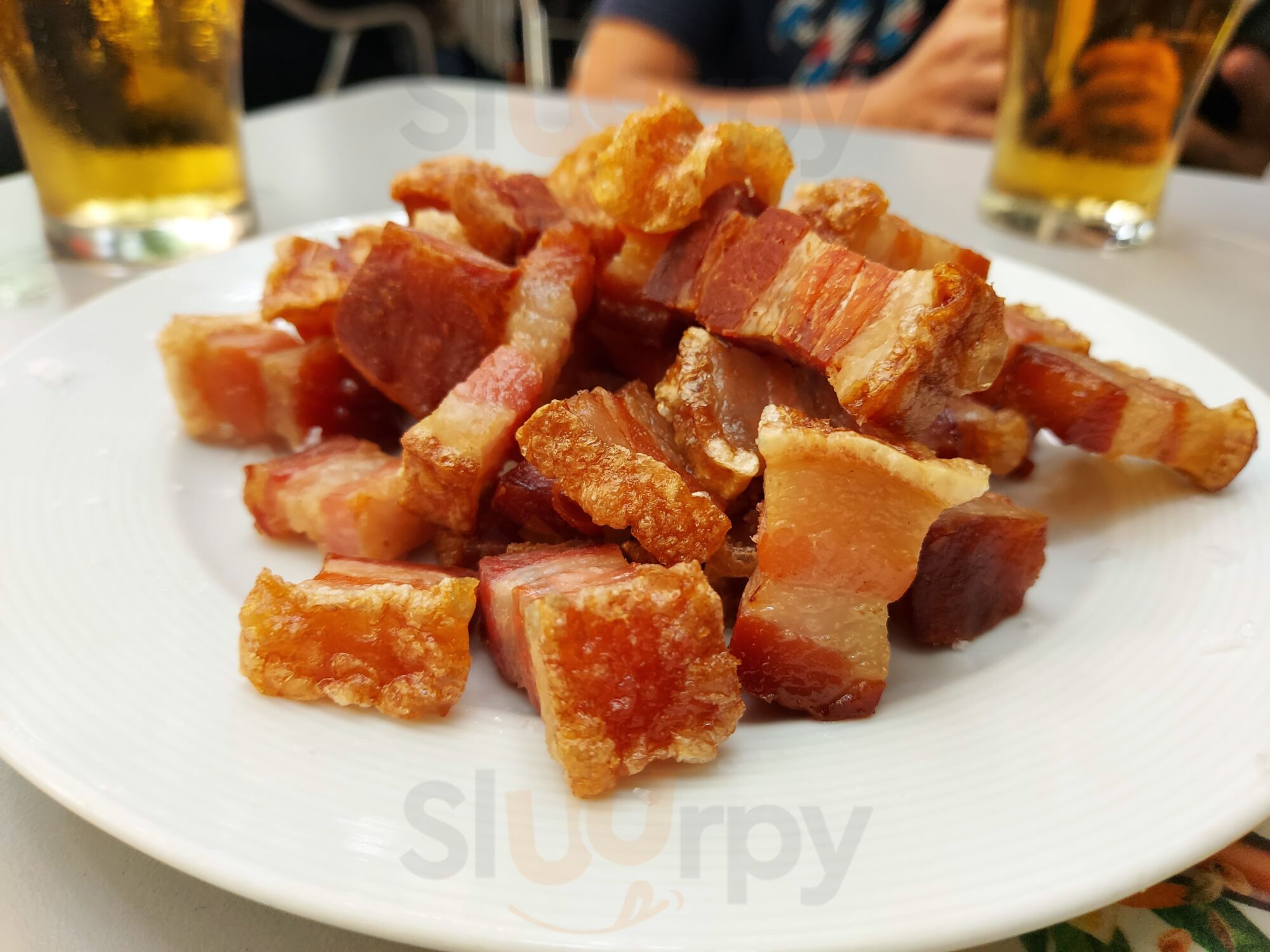Torreznos — crispy fried pork belly chunks
